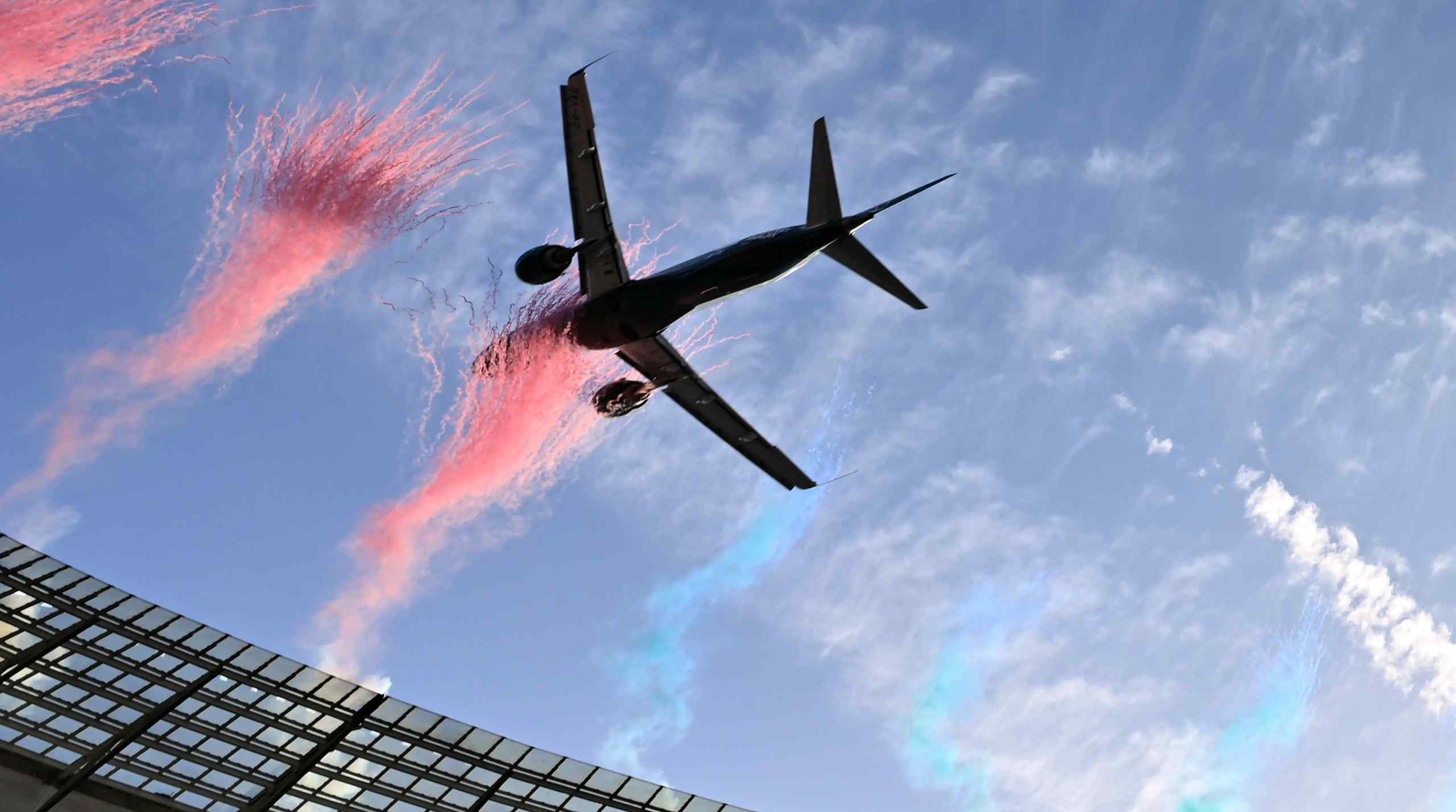 Overhead jet passing close to DHL stadium.